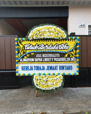 Papan Bunga Duka di Bandar Huluan